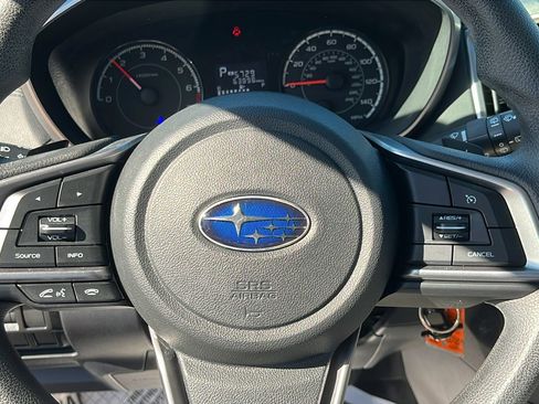 Used 2017 Subaru Impreza 2.0i Premium image 13