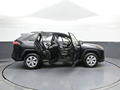 Used 2019 Toyota RAV4 LE w/ All Weather Liner Package AWD/4WD image 41
