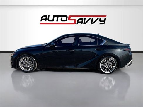 Used 2022 Lexus IS 300 w/ Premium Package image 4
