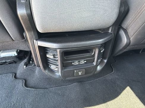 Used 2019 RAM 1500 Big Horn AWD/4WD image 15