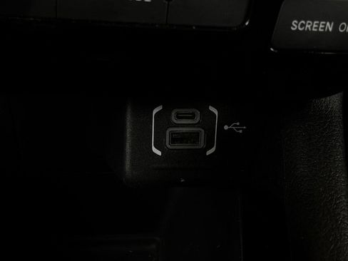 Used 2025 Jeep Compass Limited AWD/4WD image 26