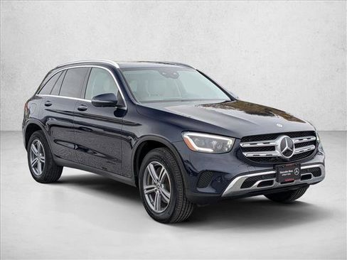 Certified 2022 Mercedes-Benz GLC 300 4MATIC image 3
