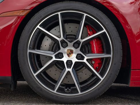 Used 2025 Porsche 911 Carrera GTS RWD image 12