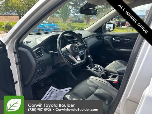 Used 2018 Nissan Rogue SL AWD/4WD image 22