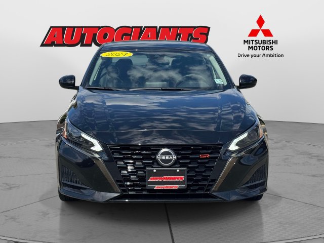 Used 2024 Nissan Altima 2.5 SR FWD image 8