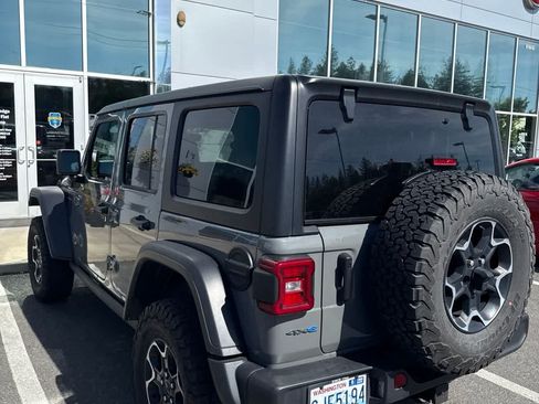 Used 2023 Jeep Wrangler Unlimited Rubicon 4xe w/ Cold Weather Group AWD/4WD image 6