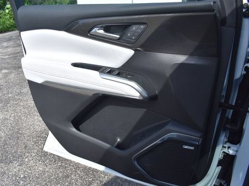New 2026 Chevrolet Traverse High Country w/ LPO, Floor Liner Package AWD/4WD image 39