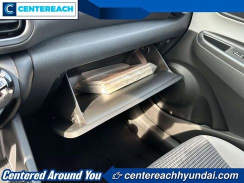 Used 2023 Hyundai Kona SE image 30