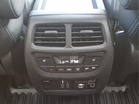 Used 2022 Honda Pilot Touring image 30
