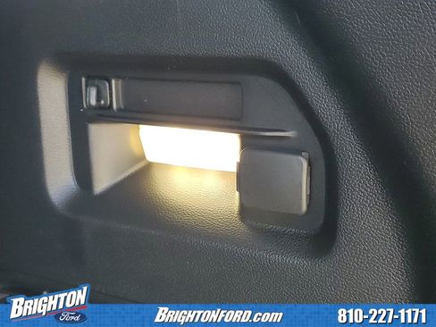 Used 2023 Ford Explorer XLT w/ Equipment Group 202A AWD/4WD image 8
