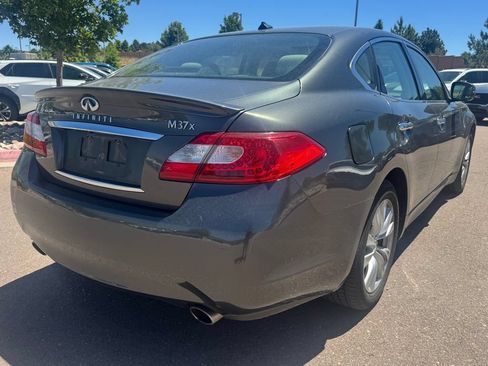 Used 2011 INFINITI M37 x w/ Deluxe Touring Pkg AWD/4WD image 6