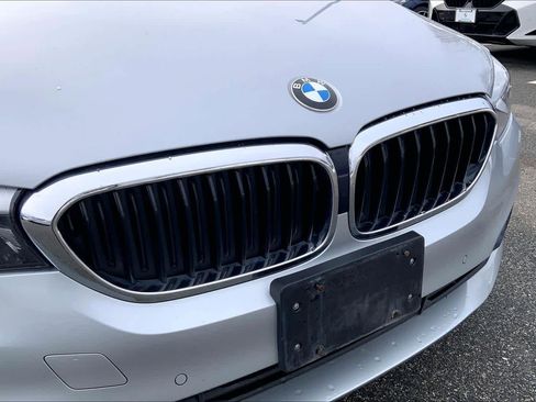Used 2018 BMW 530i xDrive image 31