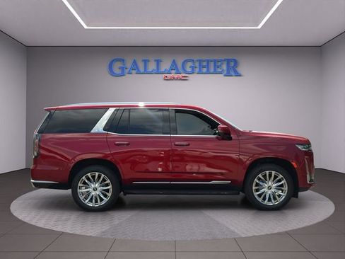 Used 2021 Cadillac Escalade Premium Luxury AWD/4WD image 3