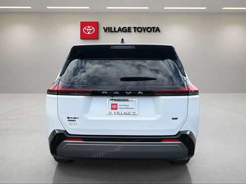 Certified 2026 Toyota RAV4 SE AWD/4WD image 4
