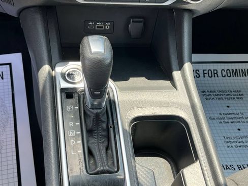 Used 2020 Nissan Sentra SV w/ Electronics Package FWD image 18