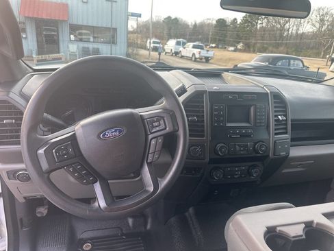 Used 2022 Ford F350 XL w/ Power Equipment Group image 11