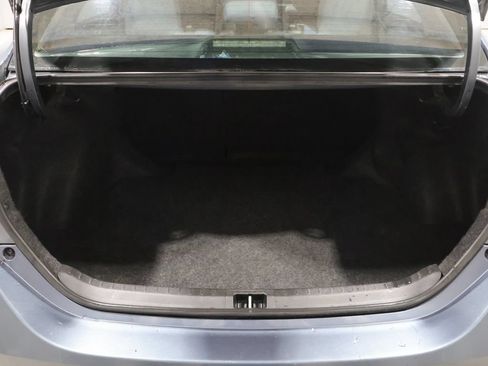 Used 2014 Toyota Corolla LE FWD image 4