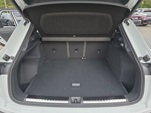 New 2026 Audi Q3 quattro 2.0T AWD/4WD image 12