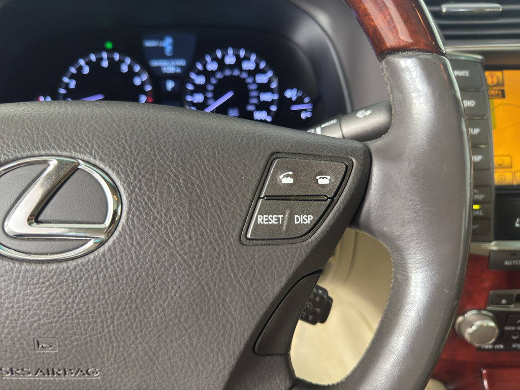 Used 2010 Lexus LS 460 w/ Luxury Value Edition RWD image 19
