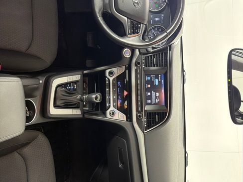 Used 2017 Hyundai Elantra Value Edition w/ Cargo Package FWD image 24