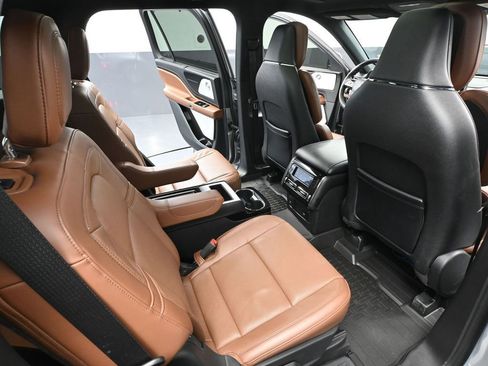 Used 2023 Lincoln Aviator Reserve w/ Equipment Group 201A image 58