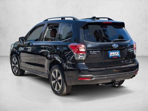 Used 2017 Subaru Forester 2.5i Limited image 8