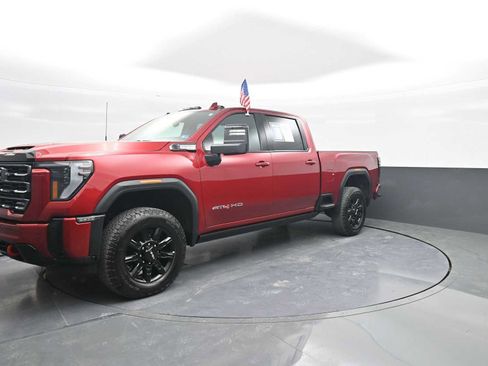 Used 2025 GMC Sierra 2500 AT4 w/ AT4 Premium Plus Package AWD/4WD image 4
