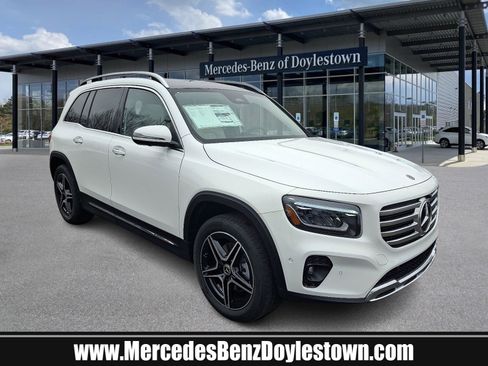 New 2026 Mercedes-Benz GLB 250 4MATIC image 1