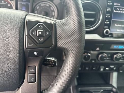 Used 2023 Toyota Tacoma TRD Sport w/ Technology Package AWD/4WD image 21