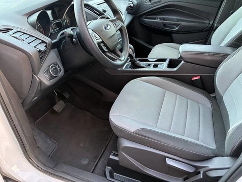 Used 2017 Ford Escape S image 17