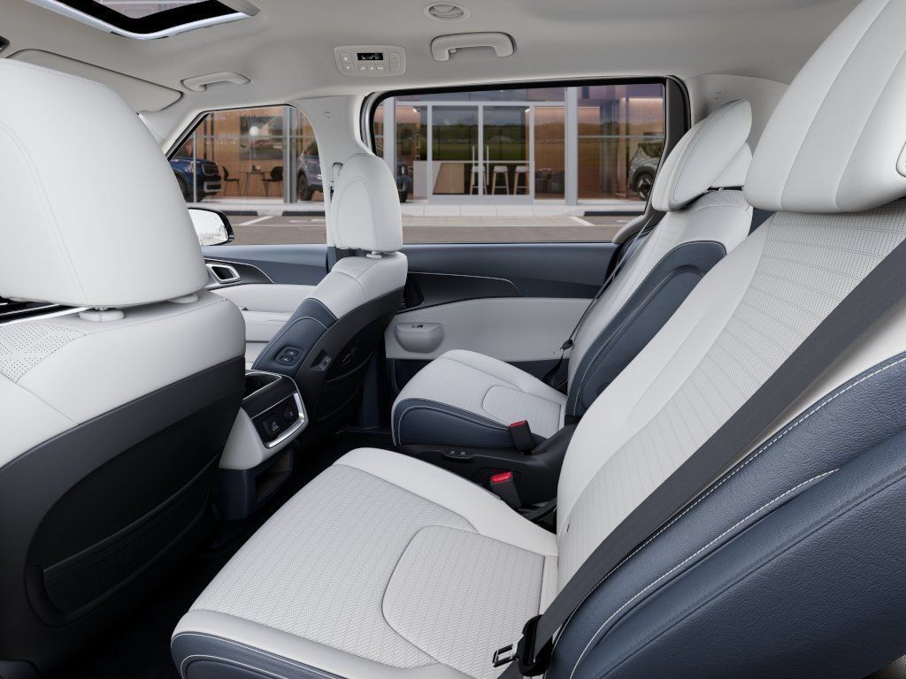 New 2027 Kia Carnival SX FWD image 18