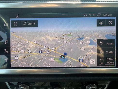 Used 2020 Audi Q3 2.0T Premium Plus w/ Premium Plus Package image 19