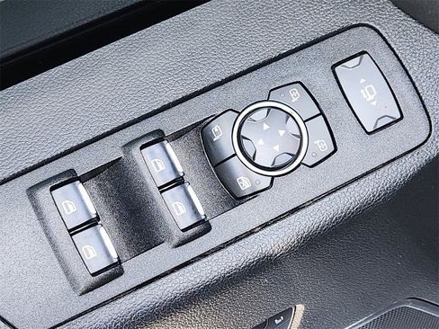 Used 2021 Ford F250 Lariat w/ Lariat Ultimate Package image 18