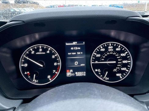 Used 2024 Subaru Crosstrek 2.0i Premium image 15