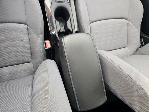 Used 2020 Toyota Corolla SE image 29