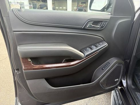 Used 2018 GMC Yukon SLT w/ HD Trailering Package AWD/4WD image 10