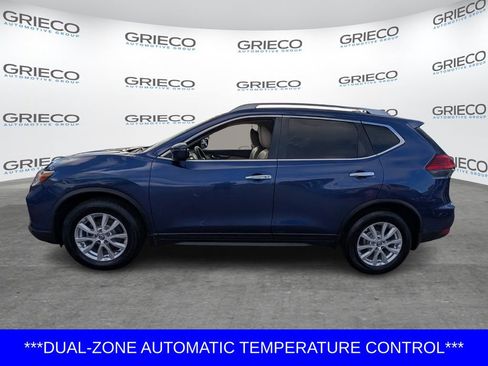 Used 2017 Nissan Rogue SV FWD image 4