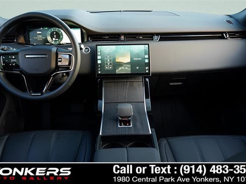 Used 2024 Land Rover Range Rover Evoque S image 33