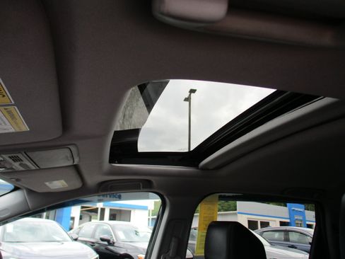 Certified 2021 Honda CR-V EX-L image 11
