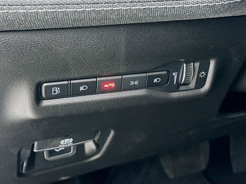 New 2026 Jeep Cherokee Laredo image 14