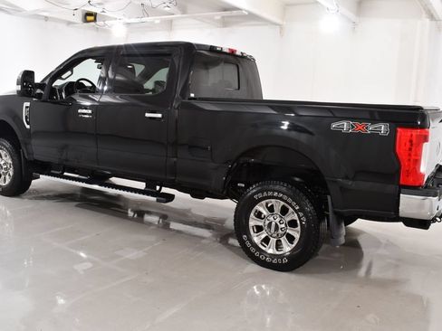 Used 2017 Ford F250 Lariat w/ Chrome Package AWD/4WD image 15