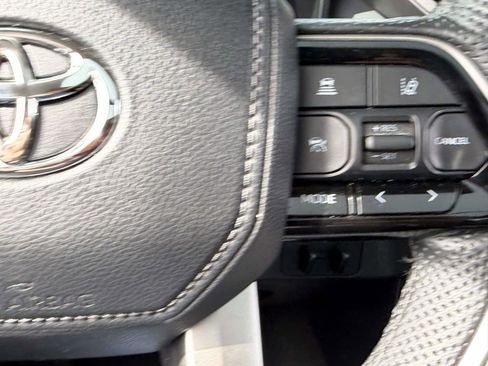 Used 2022 Toyota Tundra Limited AWD/4WD image 25