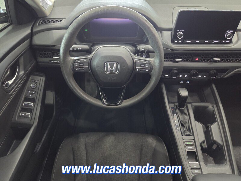 Used 2023 Honda Accord EX image 9