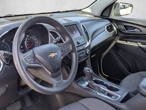Used 2020 Chevrolet Equinox LT w/ LPO, Blackout Package image 10