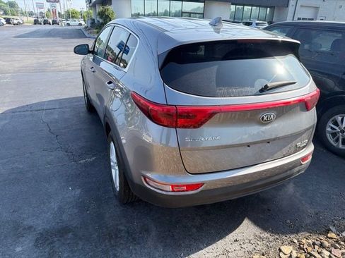Used 2019 Kia Sportage LX AWD/4WD image 6