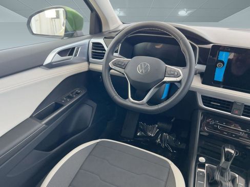 New 2026 Volkswagen Taos SE image 26