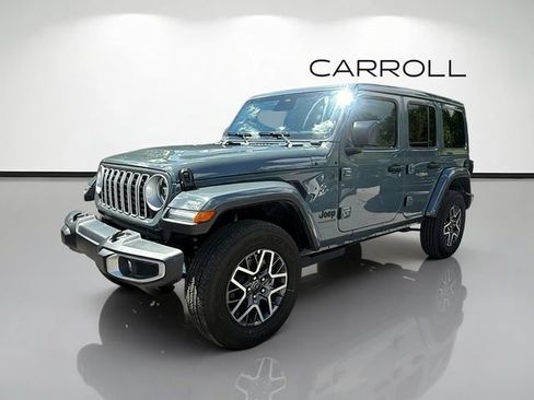 Used 2026 Jeep Wrangler Unlimited Sahara AWD/4WD image 7
