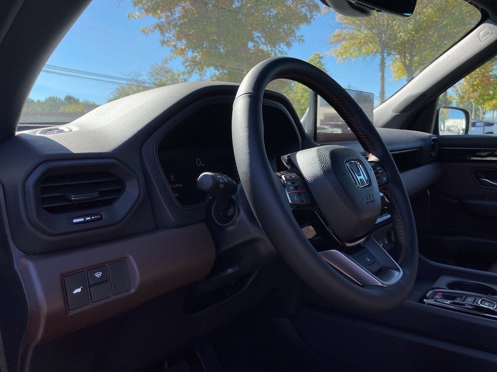 New 2026 Honda Pilot TrailSport image 31