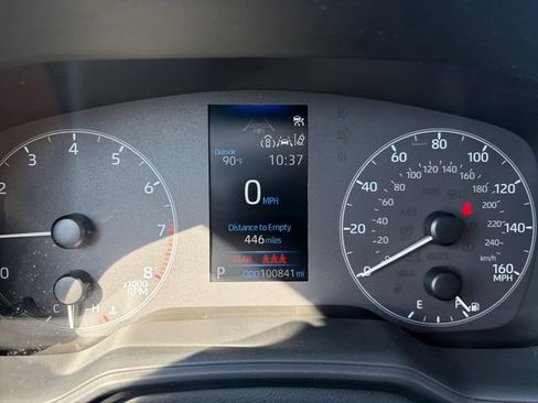 Used 2023 Toyota Corolla LE w/ Carpet Mat Package (TMS) FWD image 31