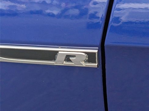 Used 2016 Volkswagen Golf R 4-Door image 9